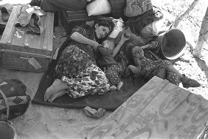 Displaced Iraqi Jewish refugees, 1951 (Times of Israel)